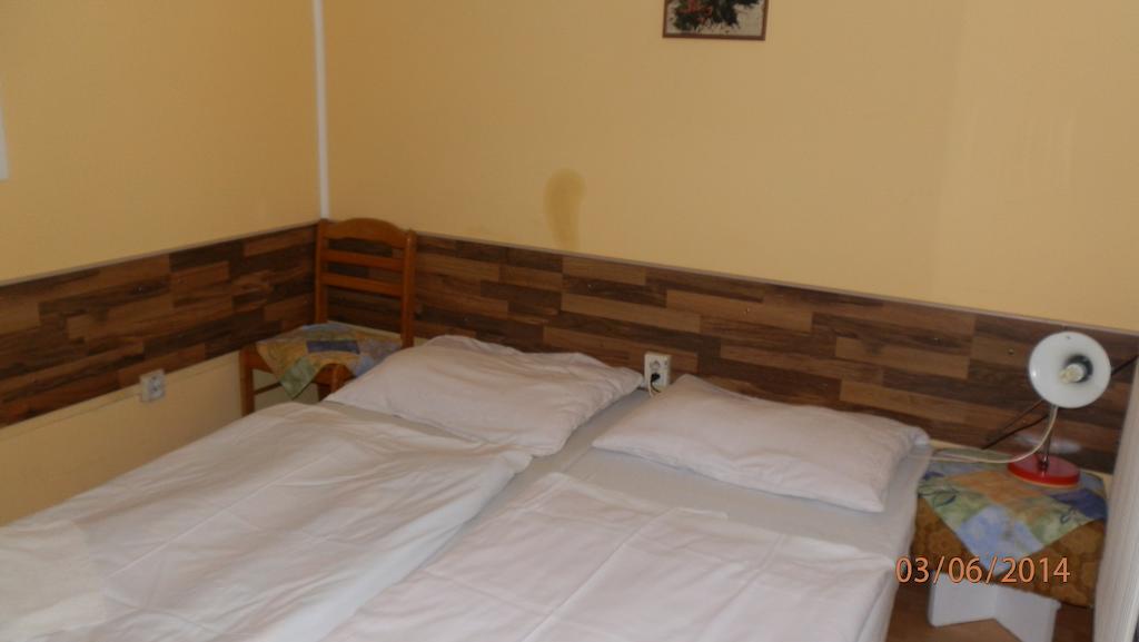 Penzion Marina Pri Slovenskej Restauracii Brezno Phòng bức ảnh