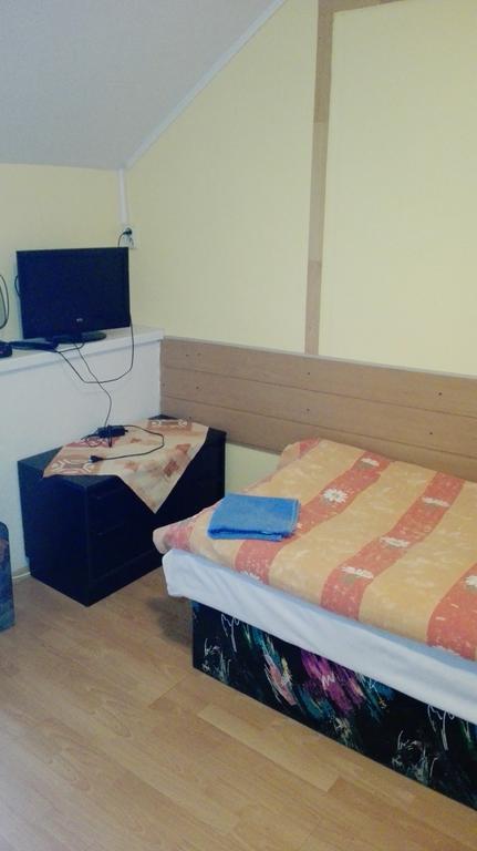 Penzion Marina Pri Slovenskej Restauracii Brezno Ngoại thất bức ảnh